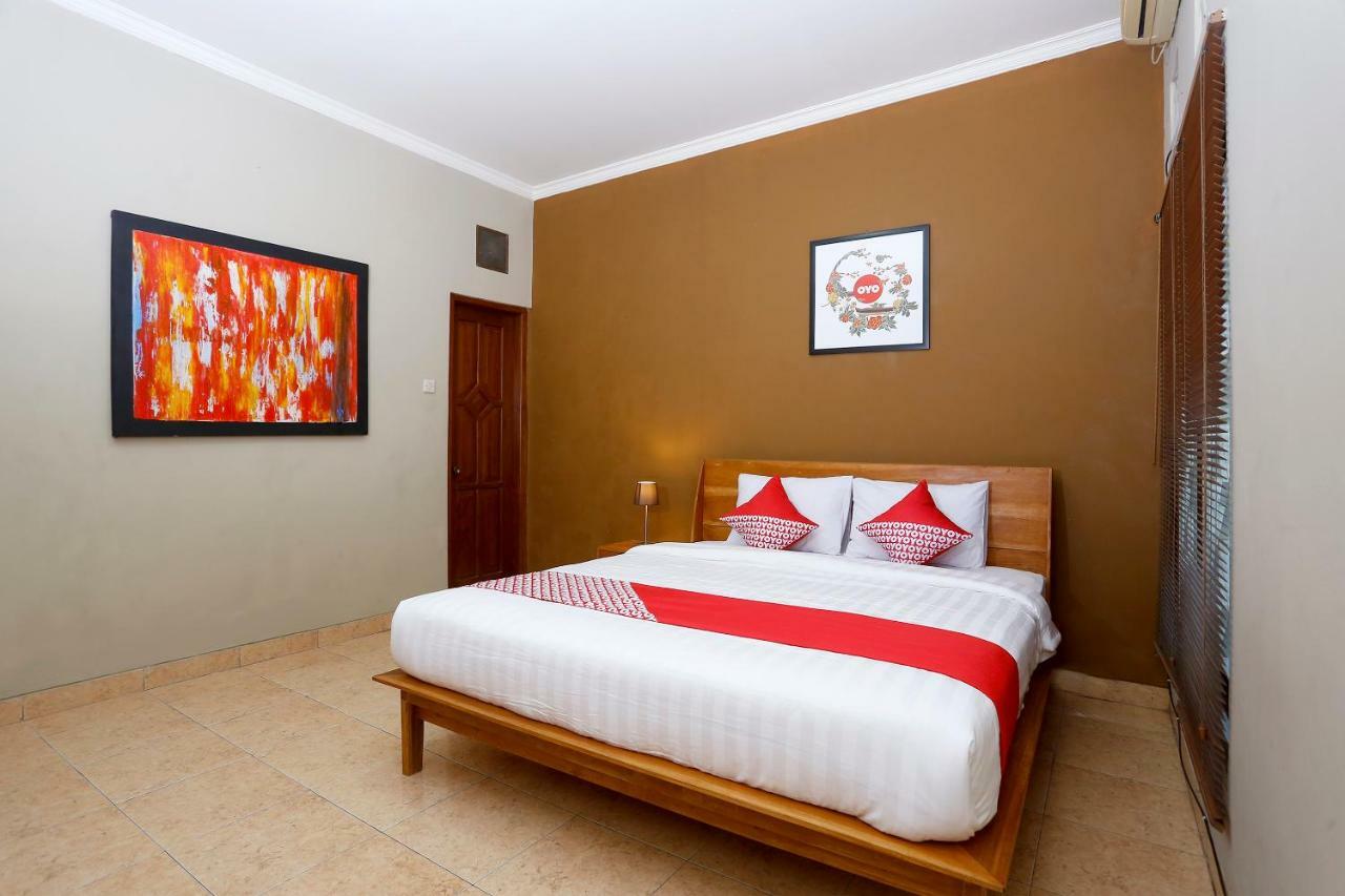Oyo 1072 Kampung Condro Wulan Guesthouse Maguwo Exteriér fotografie